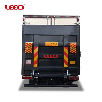 Caminhão elevador hidráulico traseiro